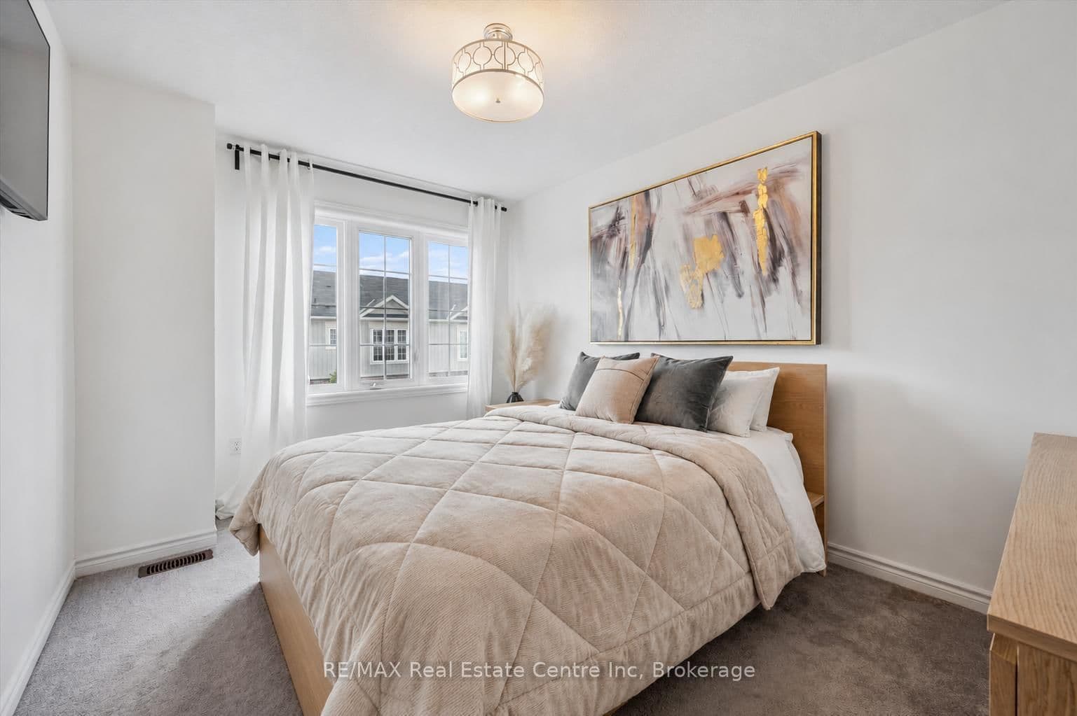 88 DECORSO Drive, Unit 30 thumbnail 12