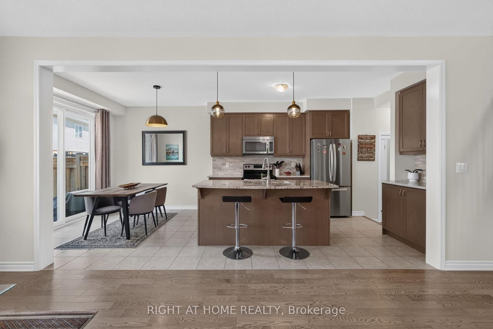 180 Spring Creek Drive thumbnail 15