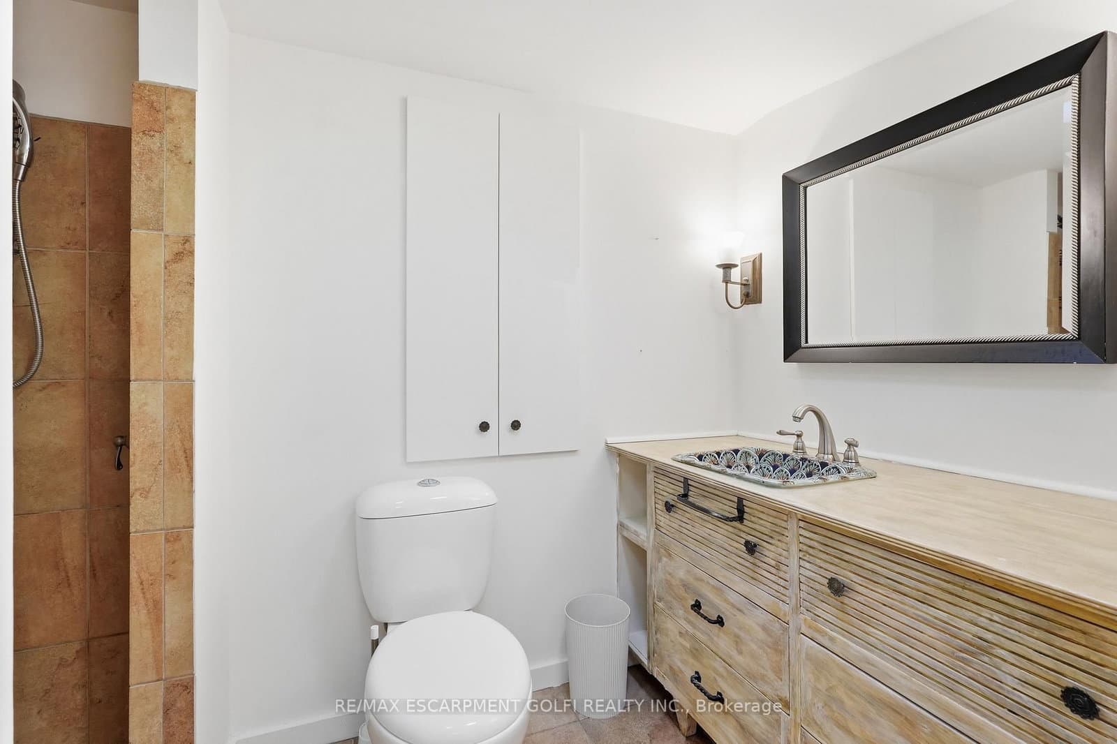 356 Hughson Street thumbnail 15