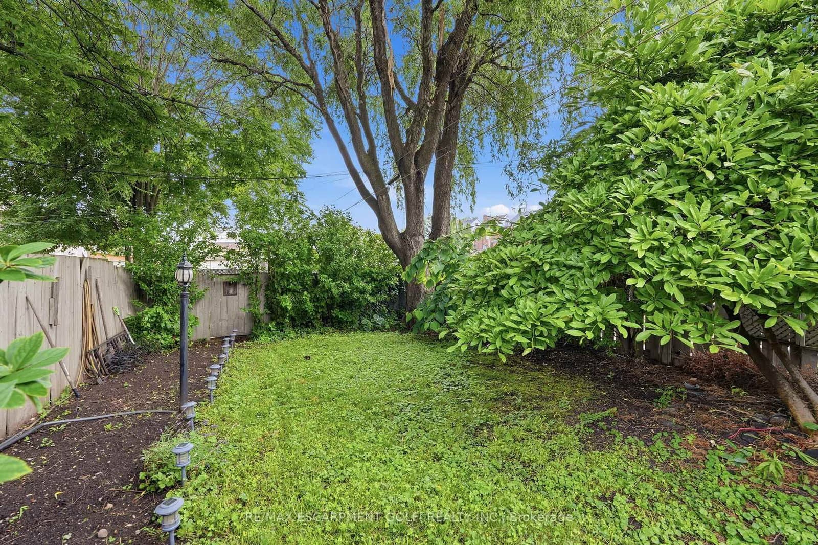 356 Hughson Street thumbnail 29