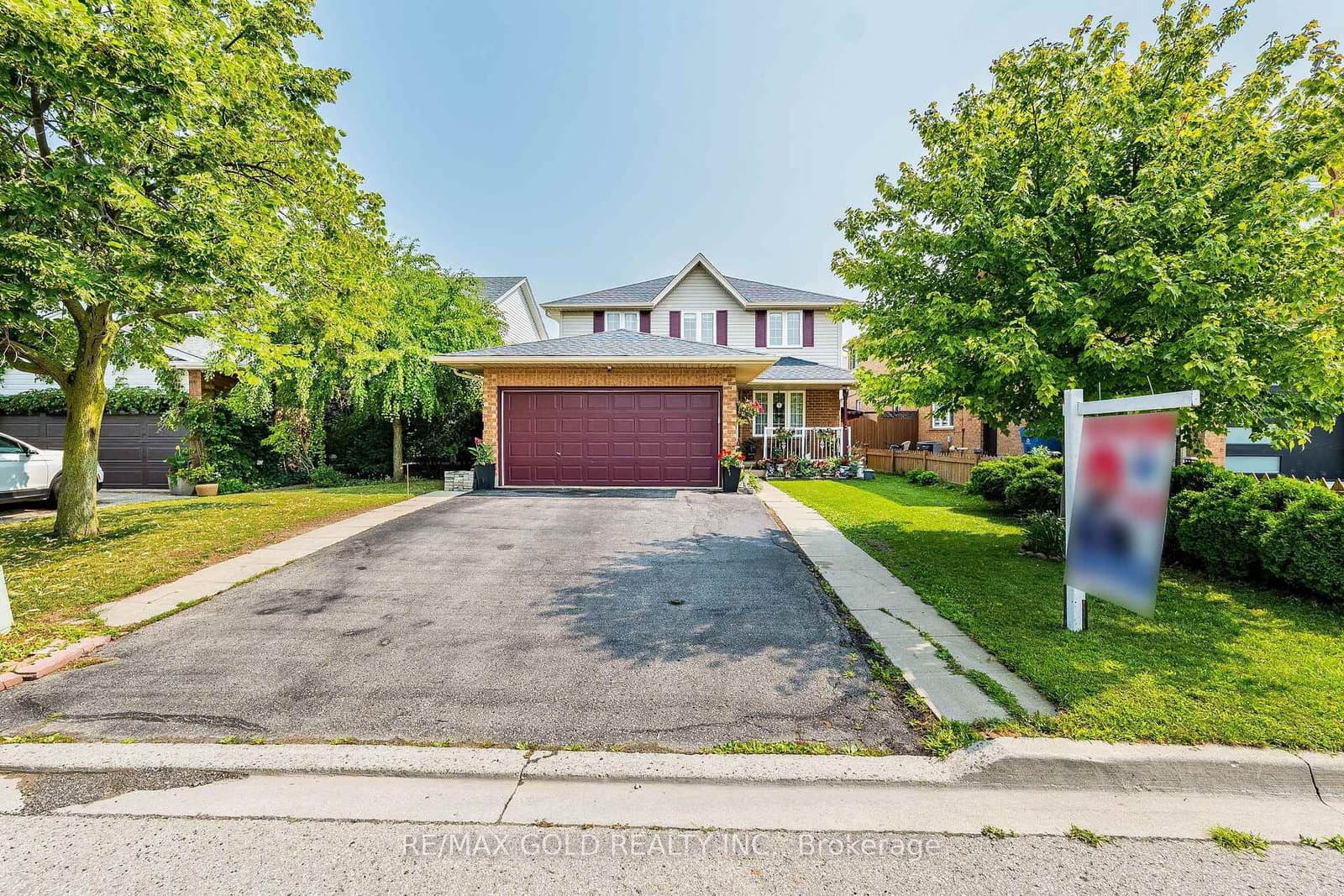 6 Moffatt Lane - Image 1