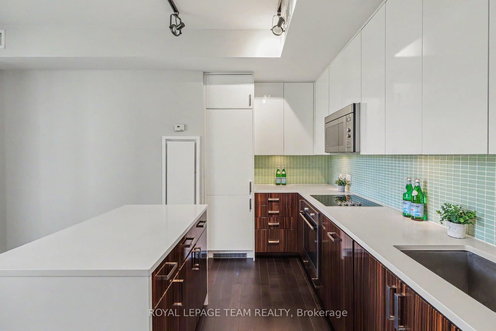 300 Lisgar Street E, Unit 310 thumbnail 11