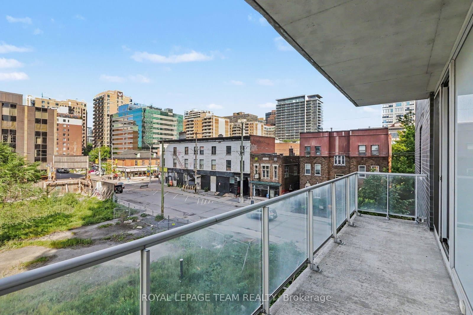 300 Lisgar Street E, Unit 310 thumbnail 23