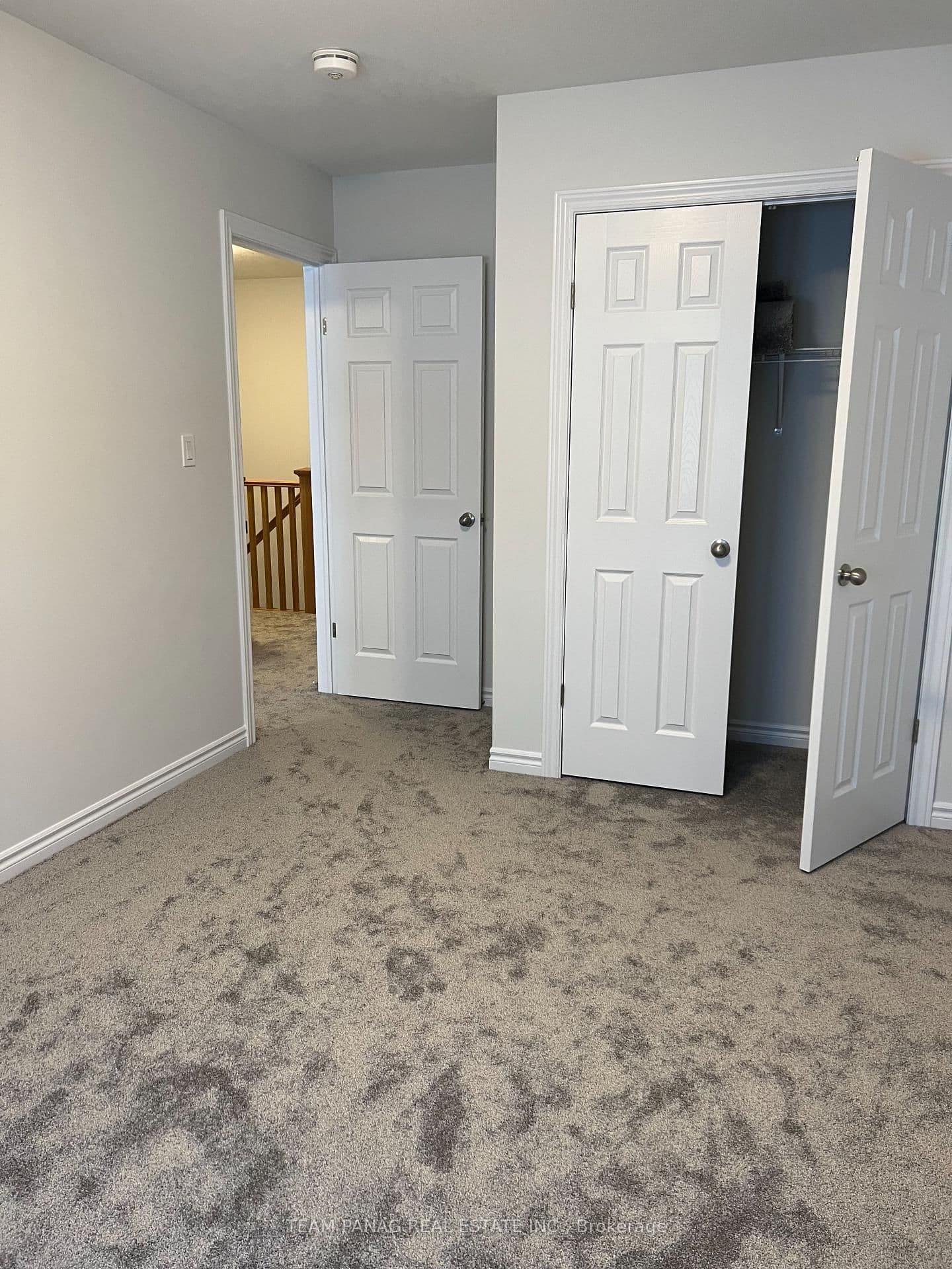 299 Bradshaw Drive thumbnail 8