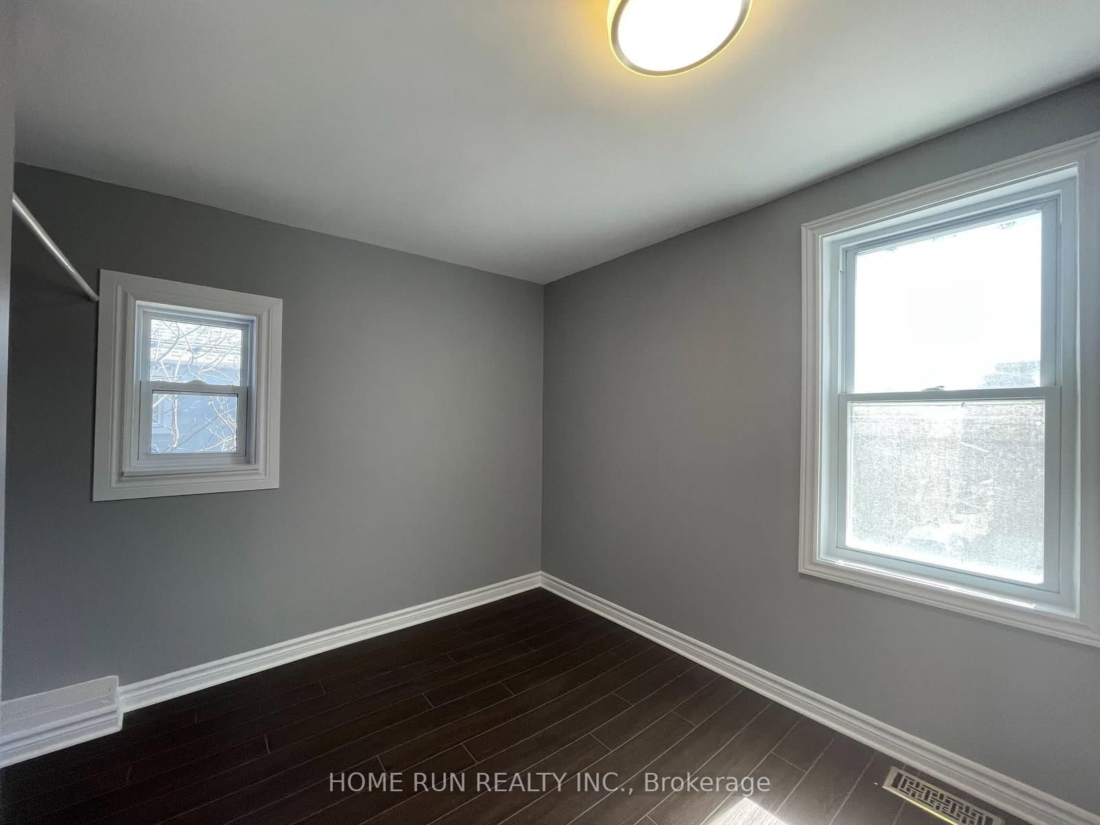 121 Concord Street E thumbnail 14