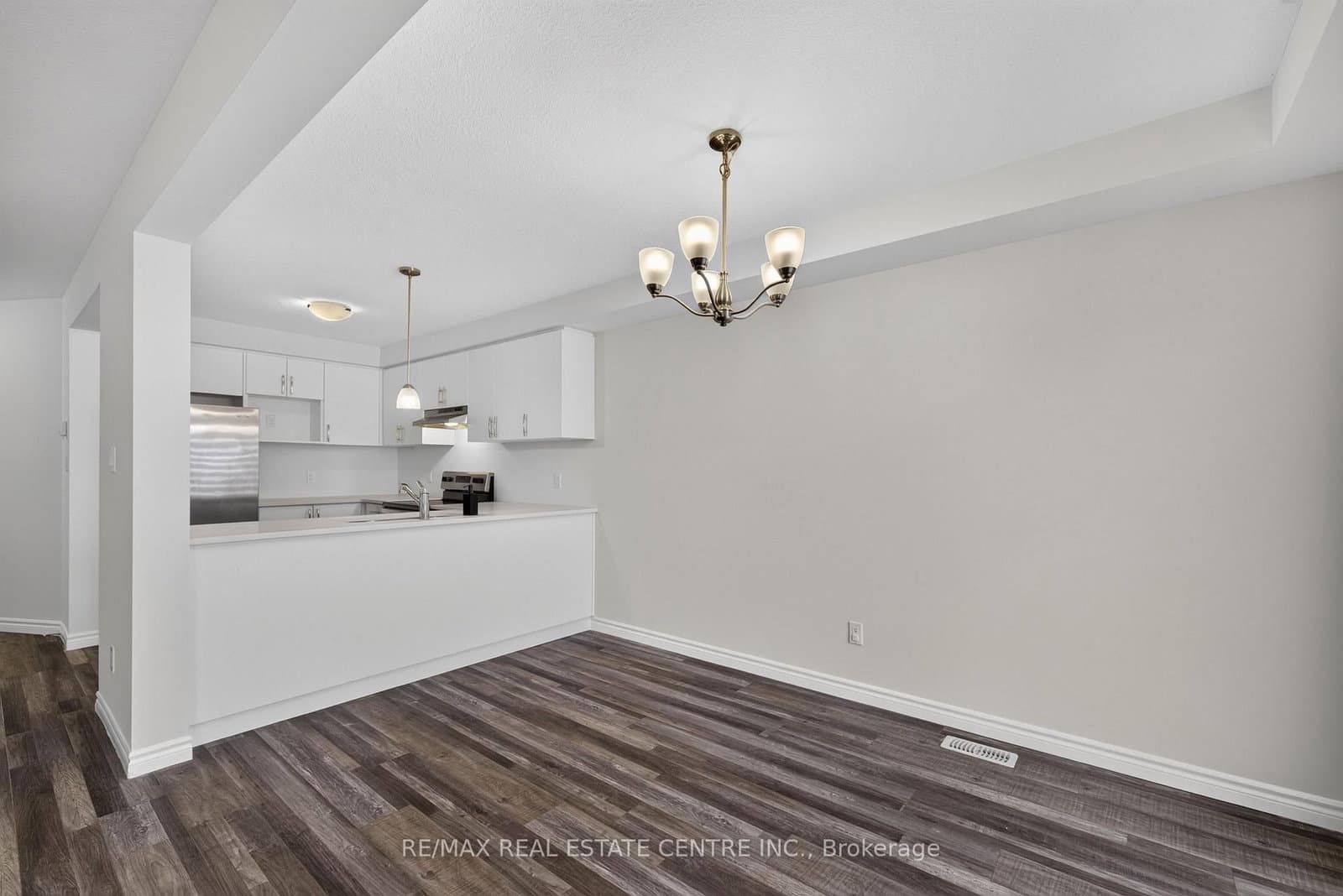 296 Bradshaw Drive thumbnail 20