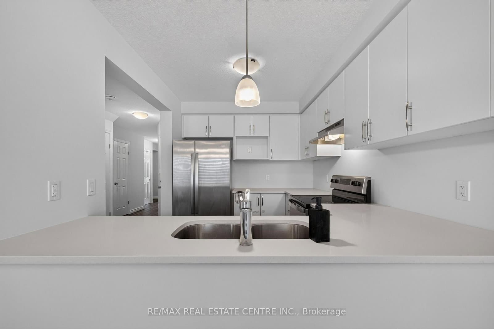 296 Bradshaw Drive thumbnail 26