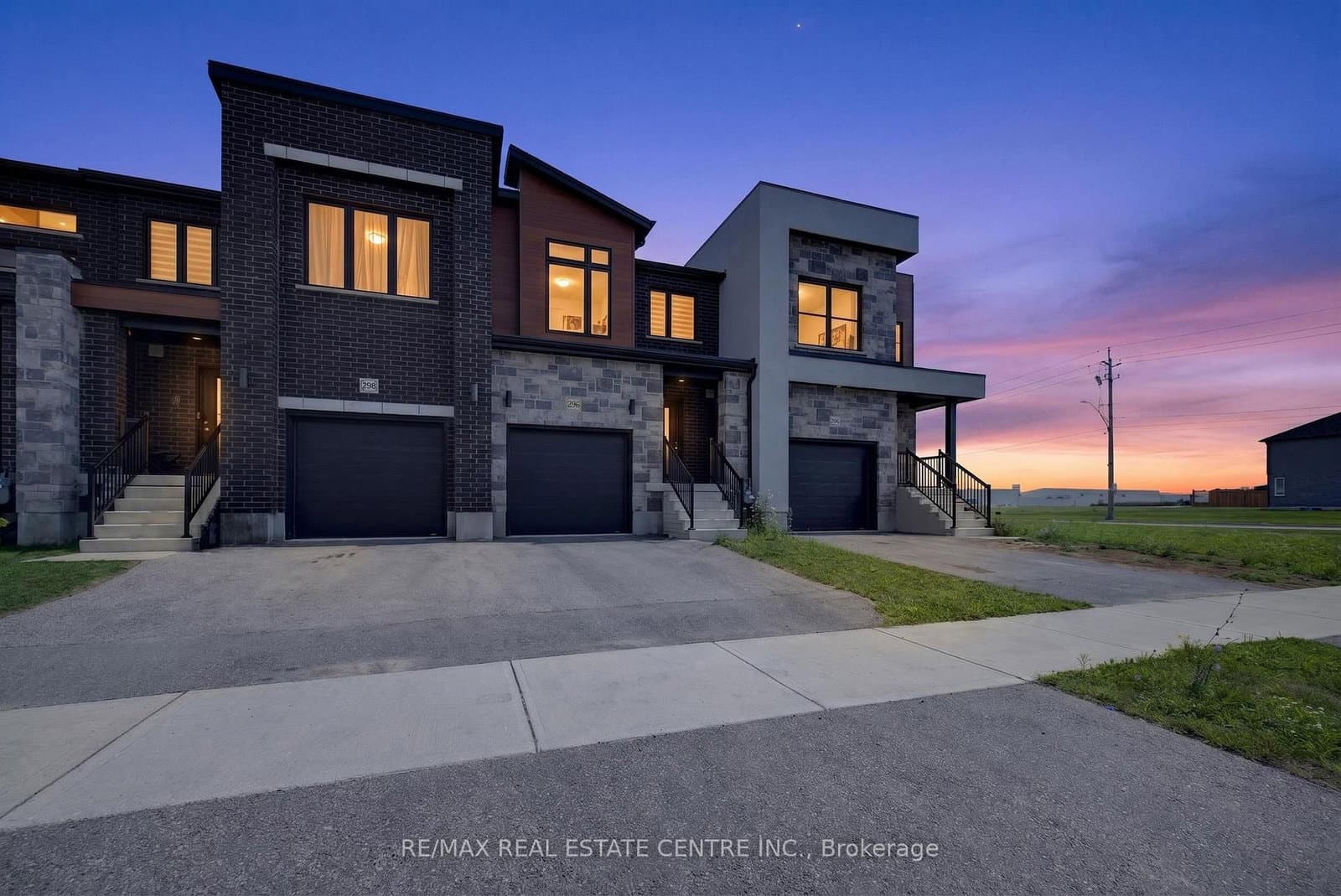 296 Bradshaw Drive thumbnail 3
