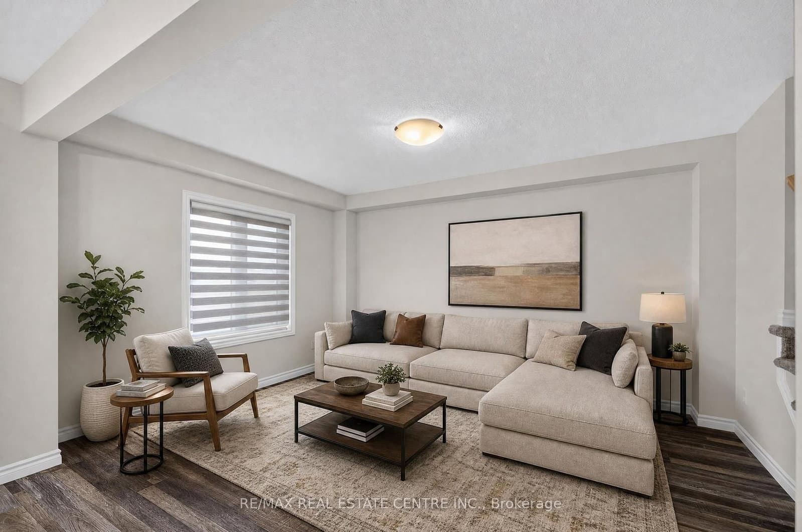 296 Bradshaw Drive thumbnail 5