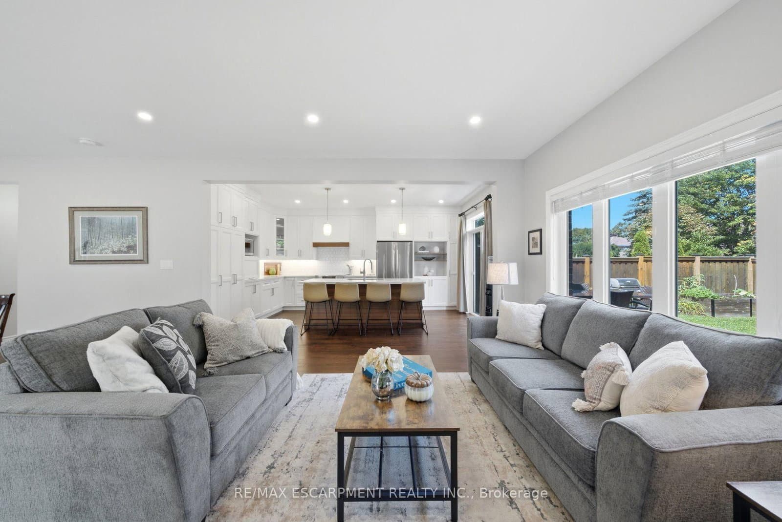 401 Valridge Drive thumbnail 12