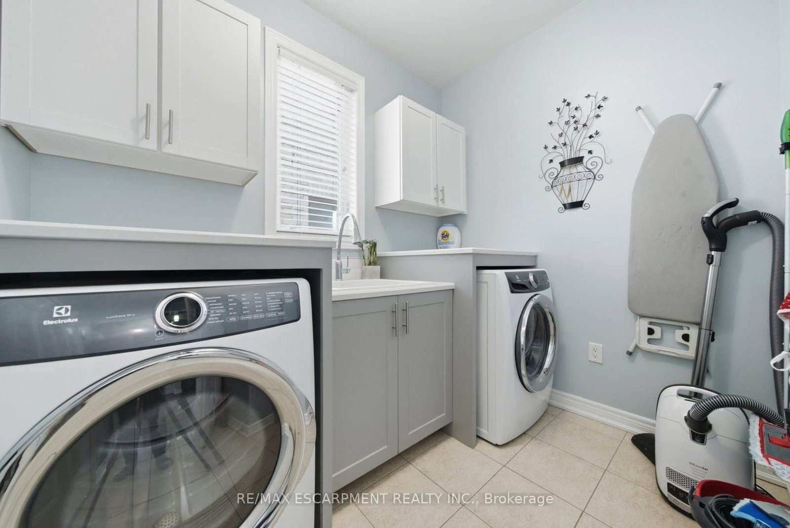 401 Valridge Drive thumbnail 22