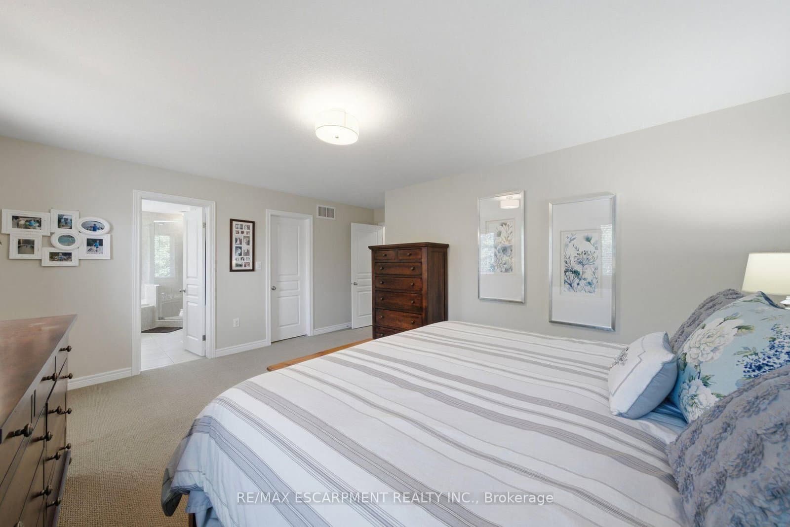 401 Valridge Drive thumbnail 32