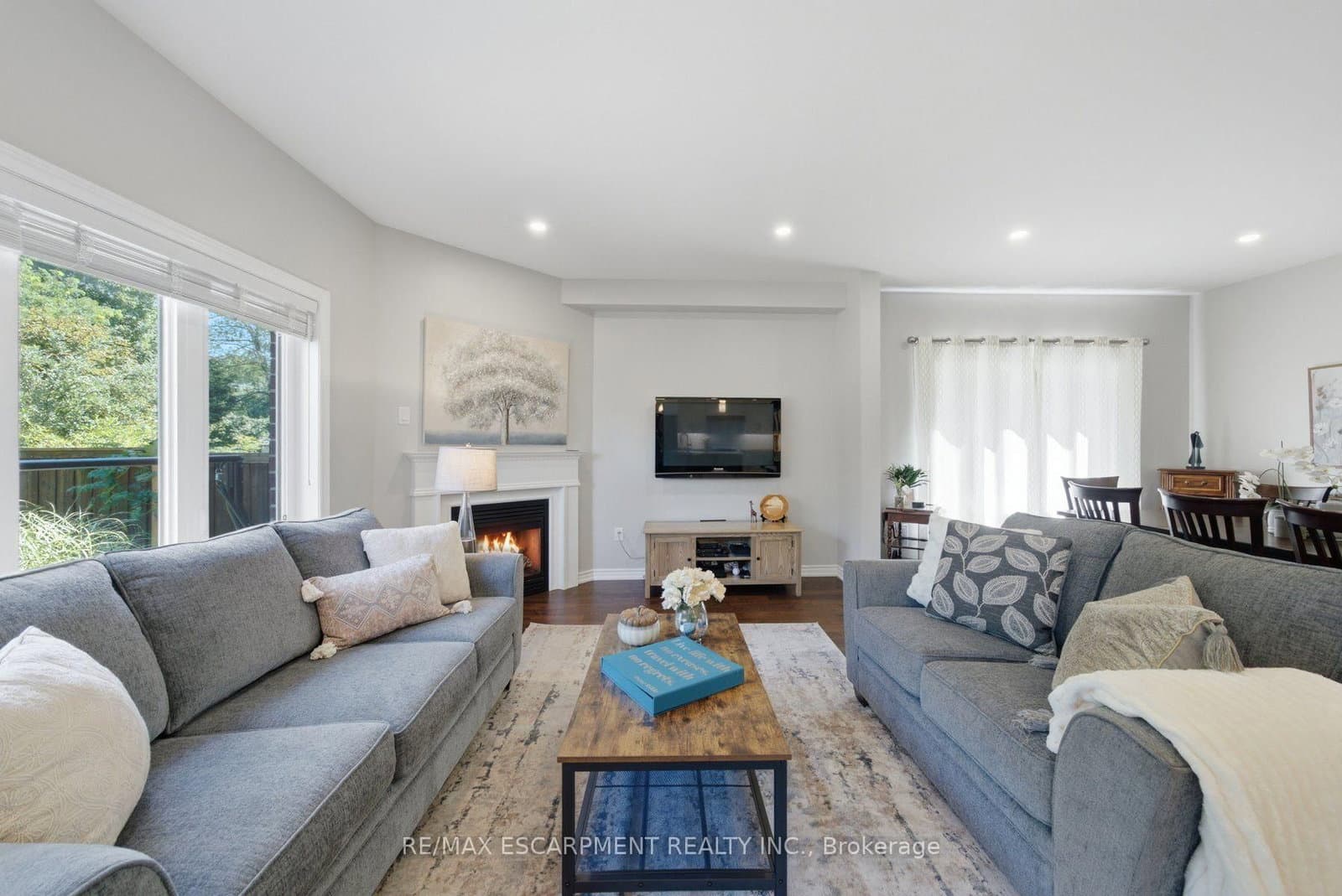 401 Valridge Drive thumbnail 9