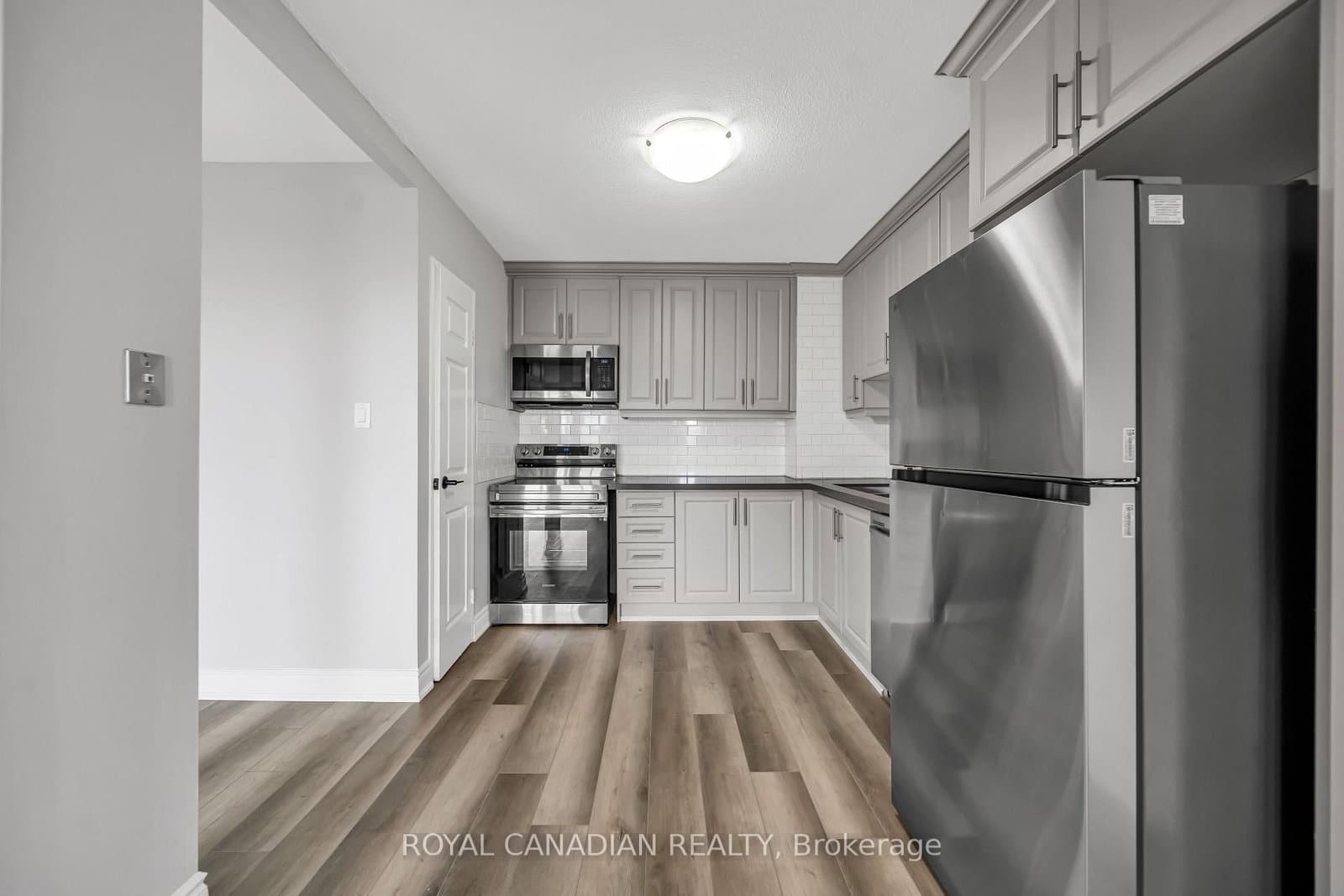 500 GREEN Road, Unit 701 thumbnail 20