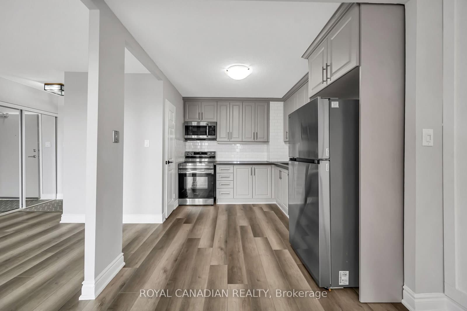500 GREEN Road, Unit 701 thumbnail 21