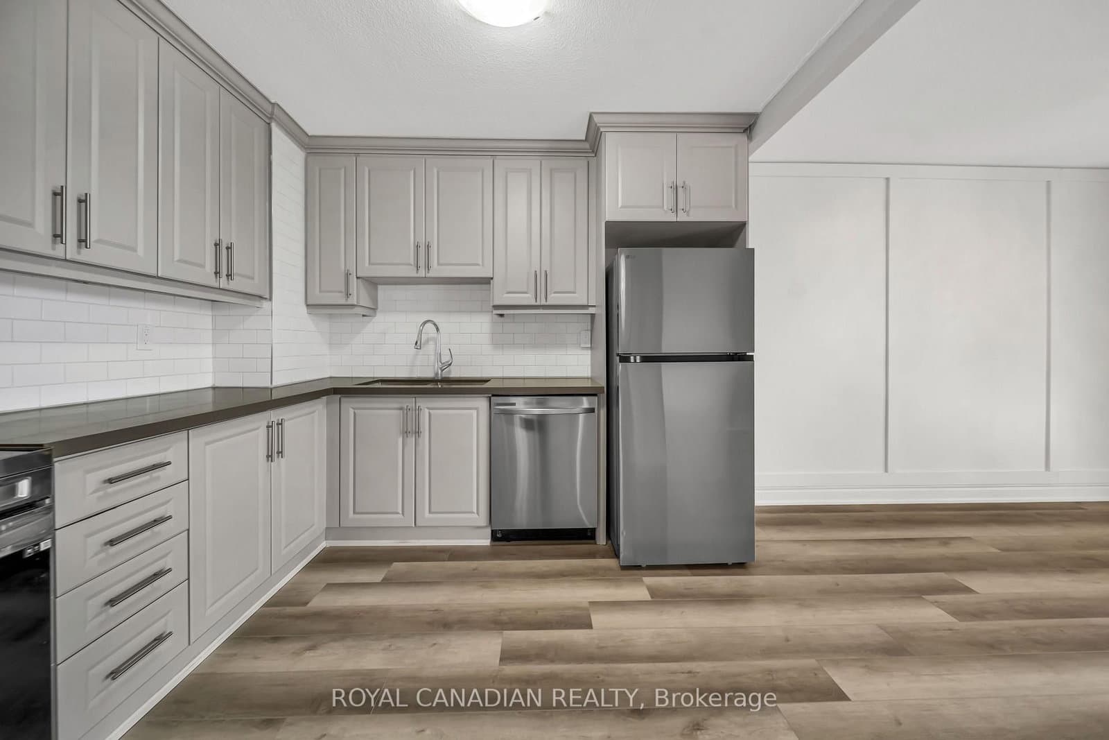500 GREEN Road, Unit 701 thumbnail 23