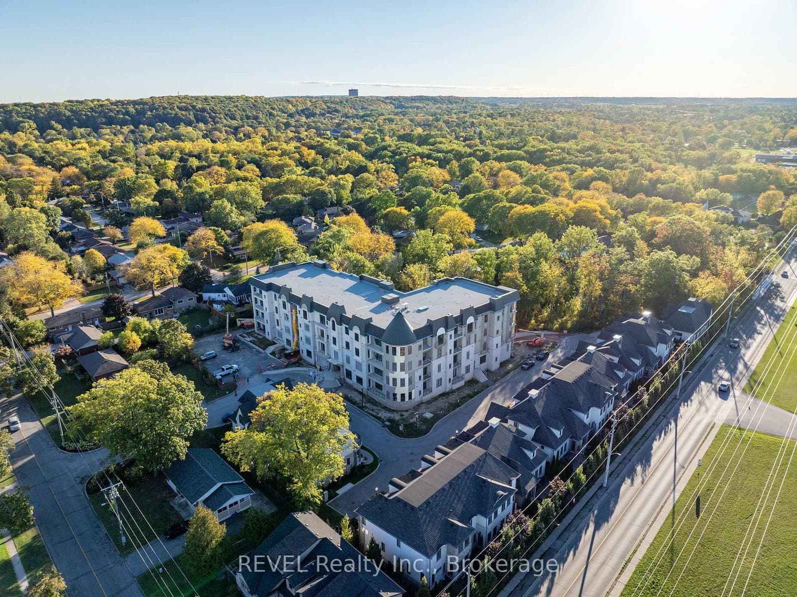 2 Arbourvale Common, Unit 209 thumbnail 12
