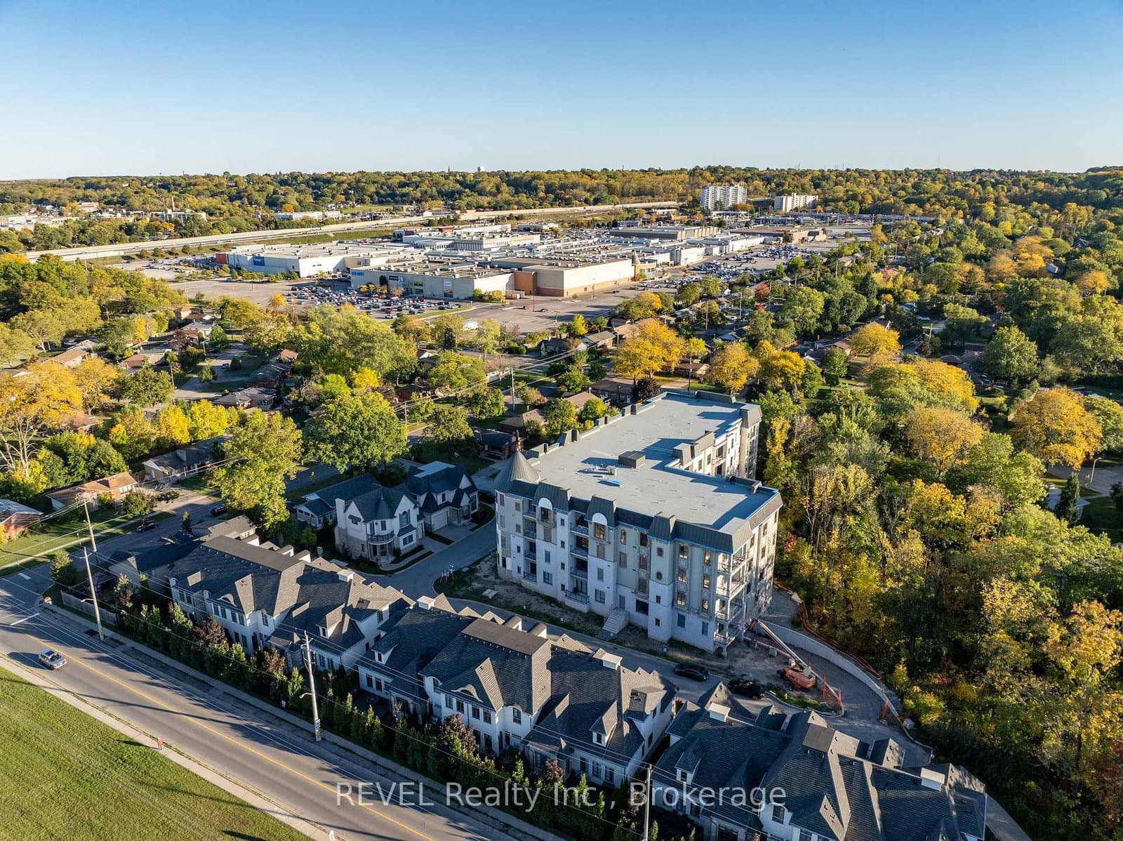 2 Arbourvale Common, Unit 209 thumbnail 13