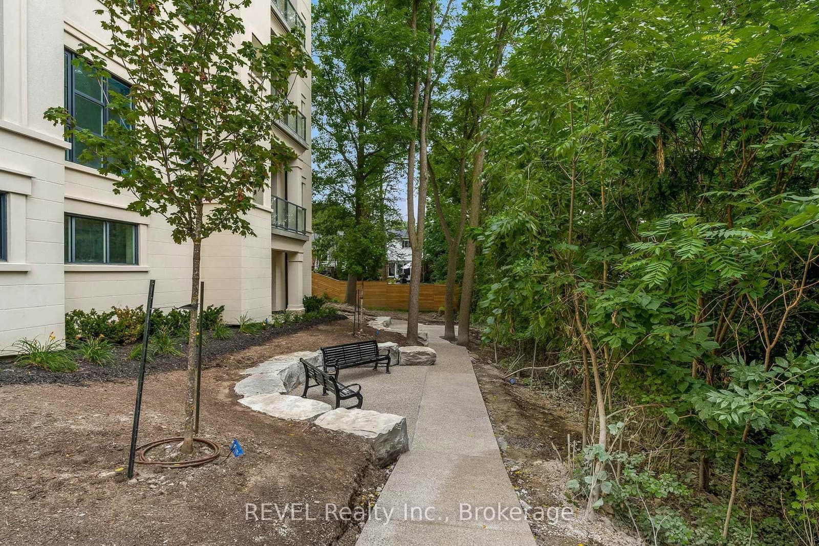 2 Arbourvale Common, Unit 209 thumbnail 8