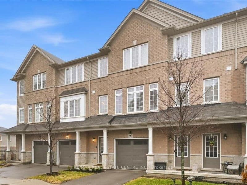 122 Dundas Street E, Unit 9 - Image 1