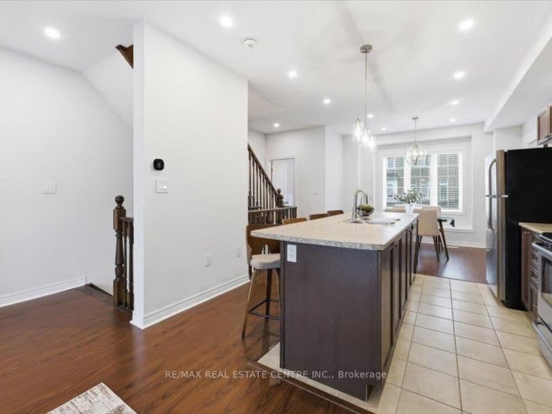 122 Dundas Street E, Unit 9 thumbnail 14