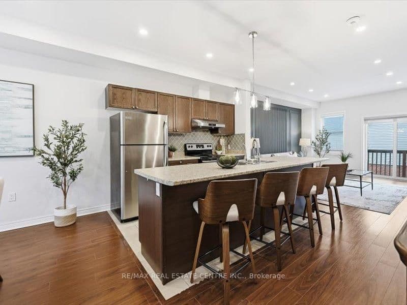 122 Dundas Street E, Unit 9 thumbnail 18