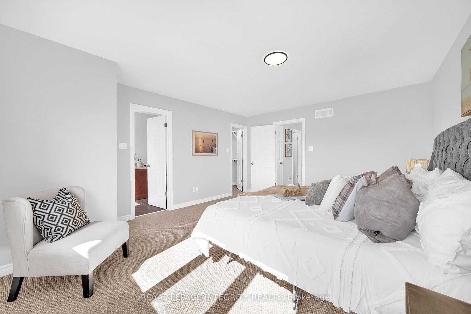 132 Silvermoon Crescent thumbnail 25