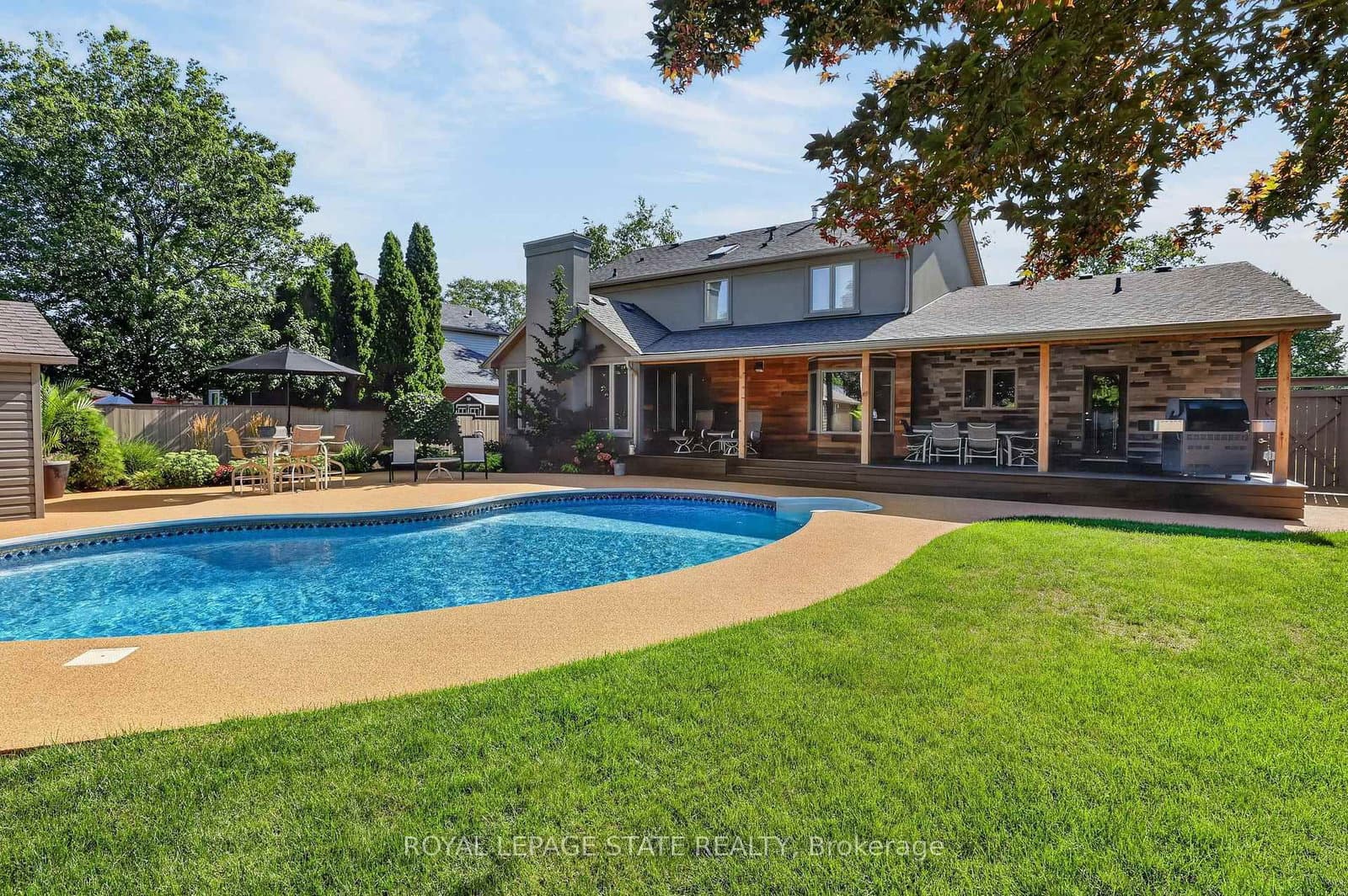 86 Hedge Lawn Drive thumbnail 37