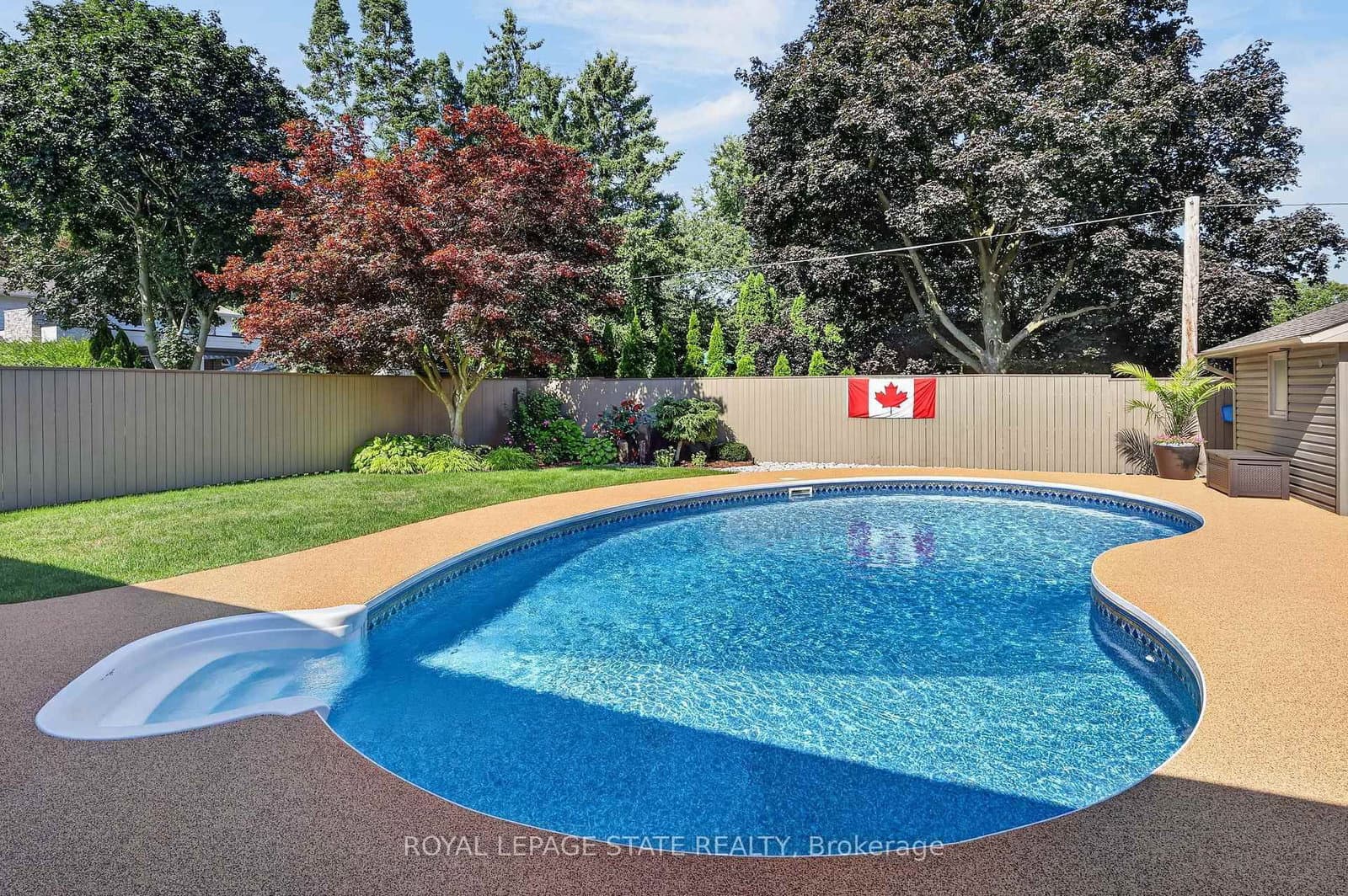 86 Hedge Lawn Drive thumbnail 44