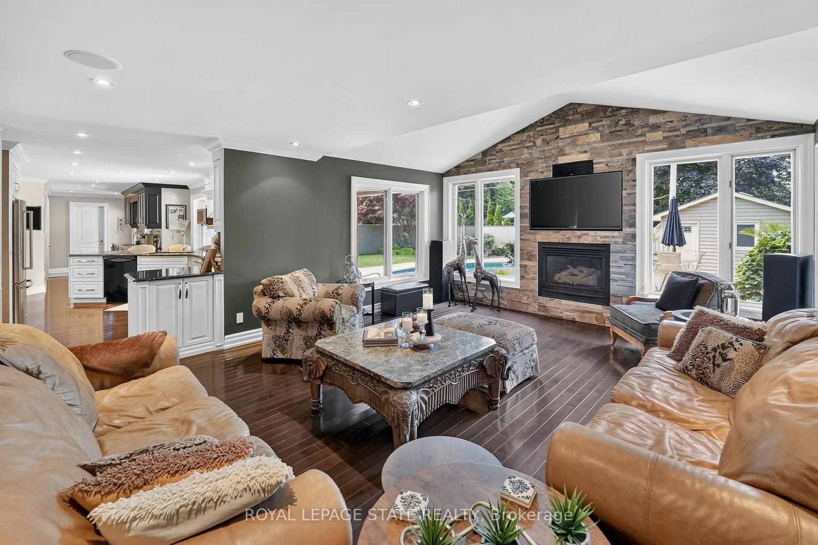 86 Hedge Lawn Drive thumbnail 9