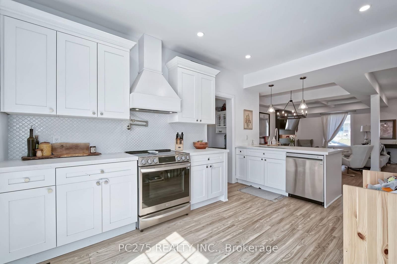 92 Walnut Street thumbnail 10