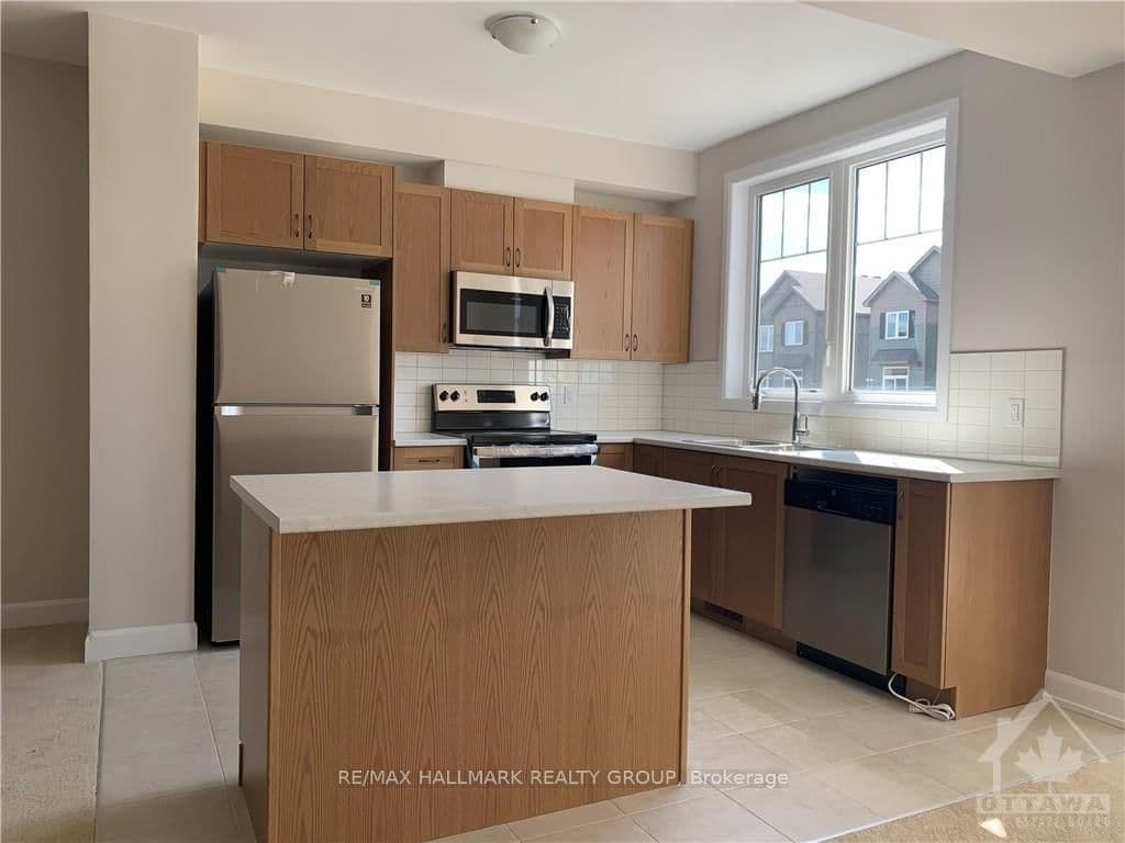 516 Clemency Crescent thumbnail 4