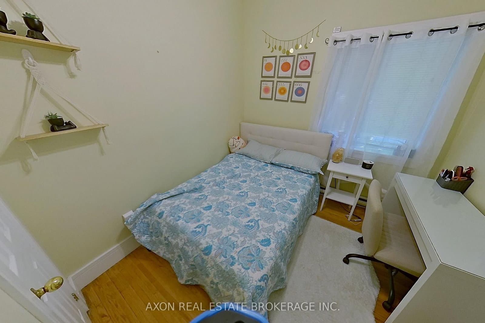 408 Albert Street thumbnail 15