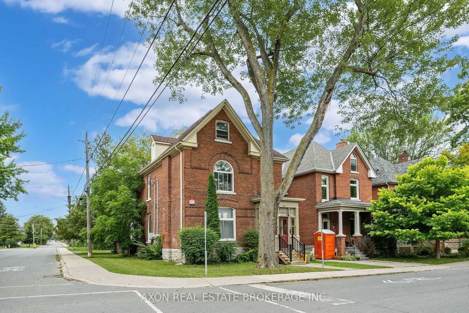 408 Albert Street thumbnail 3