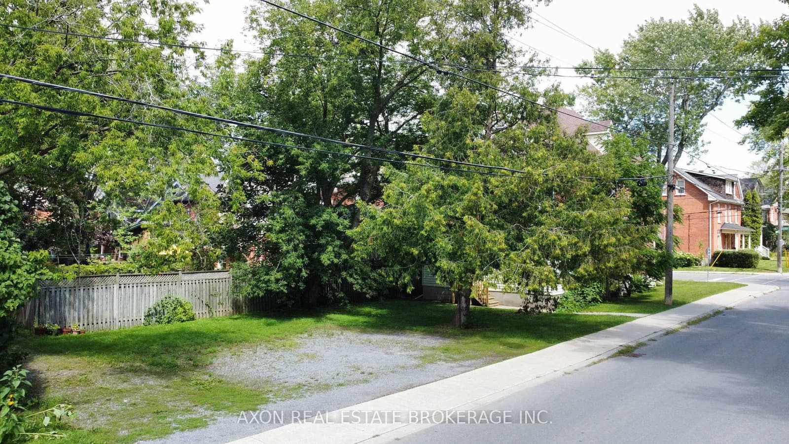 408 Albert Street thumbnail 9