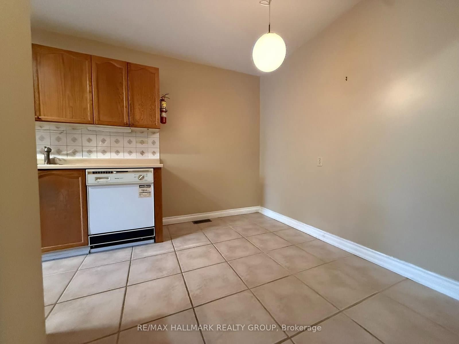 181 Tartan Drive thumbnail 7