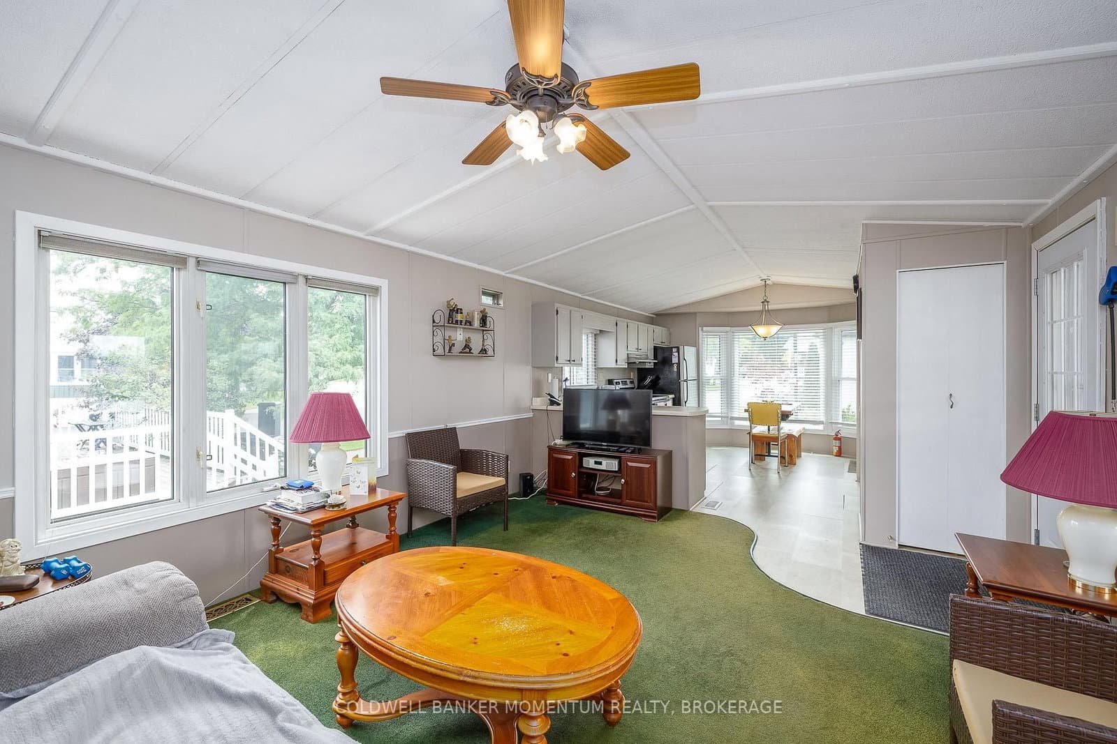 3033 Townline Road, Unit 319 thumbnail 13