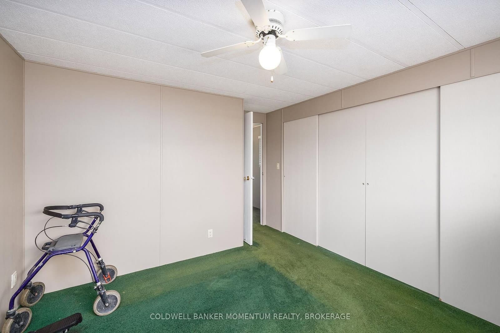 3033 Townline Road, Unit 319 thumbnail 17