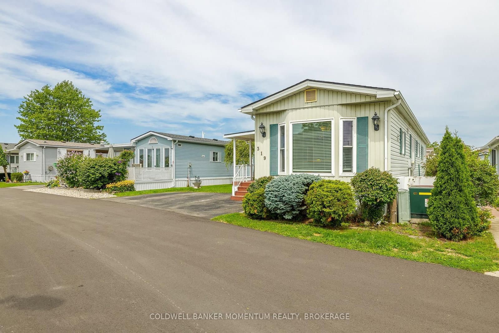 3033 Townline Road, Unit 319 thumbnail 2