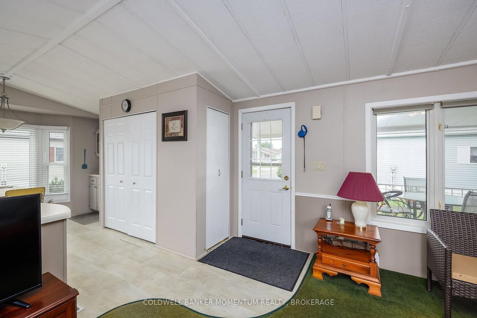 3033 Townline Road, Unit 319 thumbnail 6