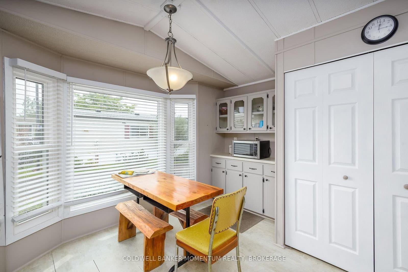 3033 Townline Road, Unit 319 thumbnail 9