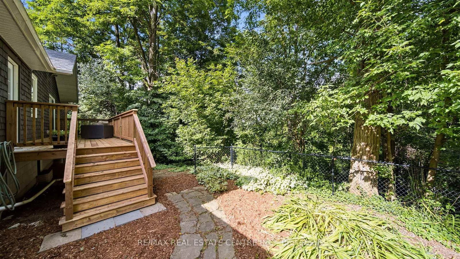 1282 Governors Road thumbnail 45