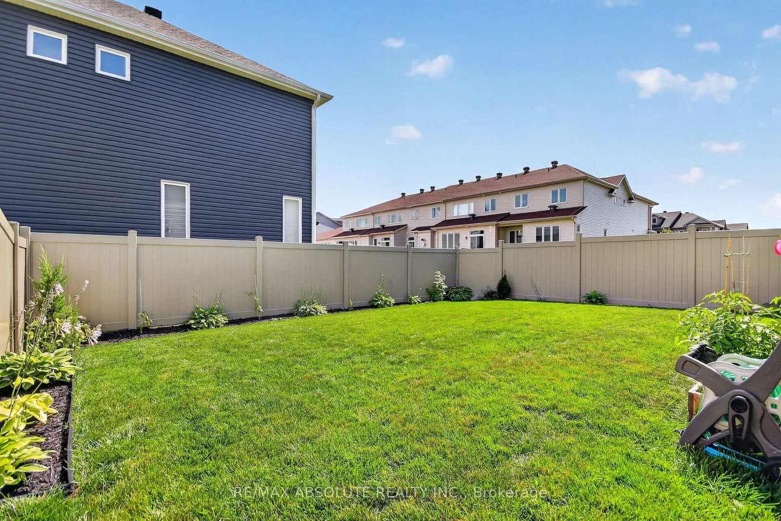 674 Parade Drive thumbnail 37