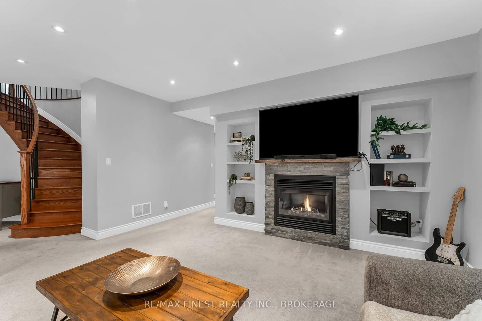 1309 Andersen Drive thumbnail 33