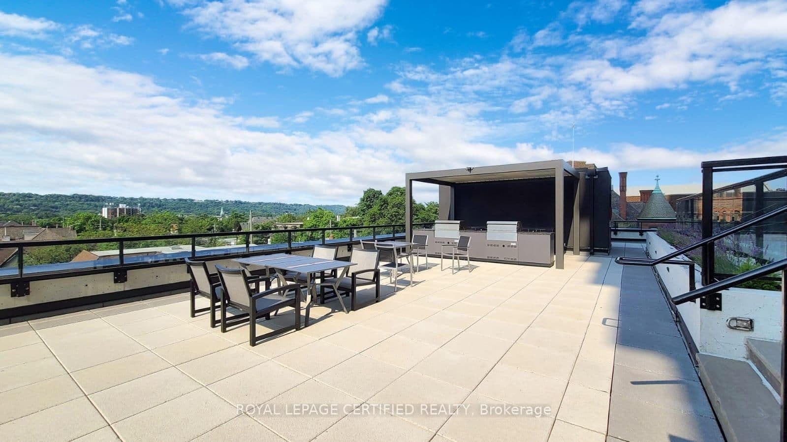 15 Queen Street S, Unit 1608 thumbnail 19