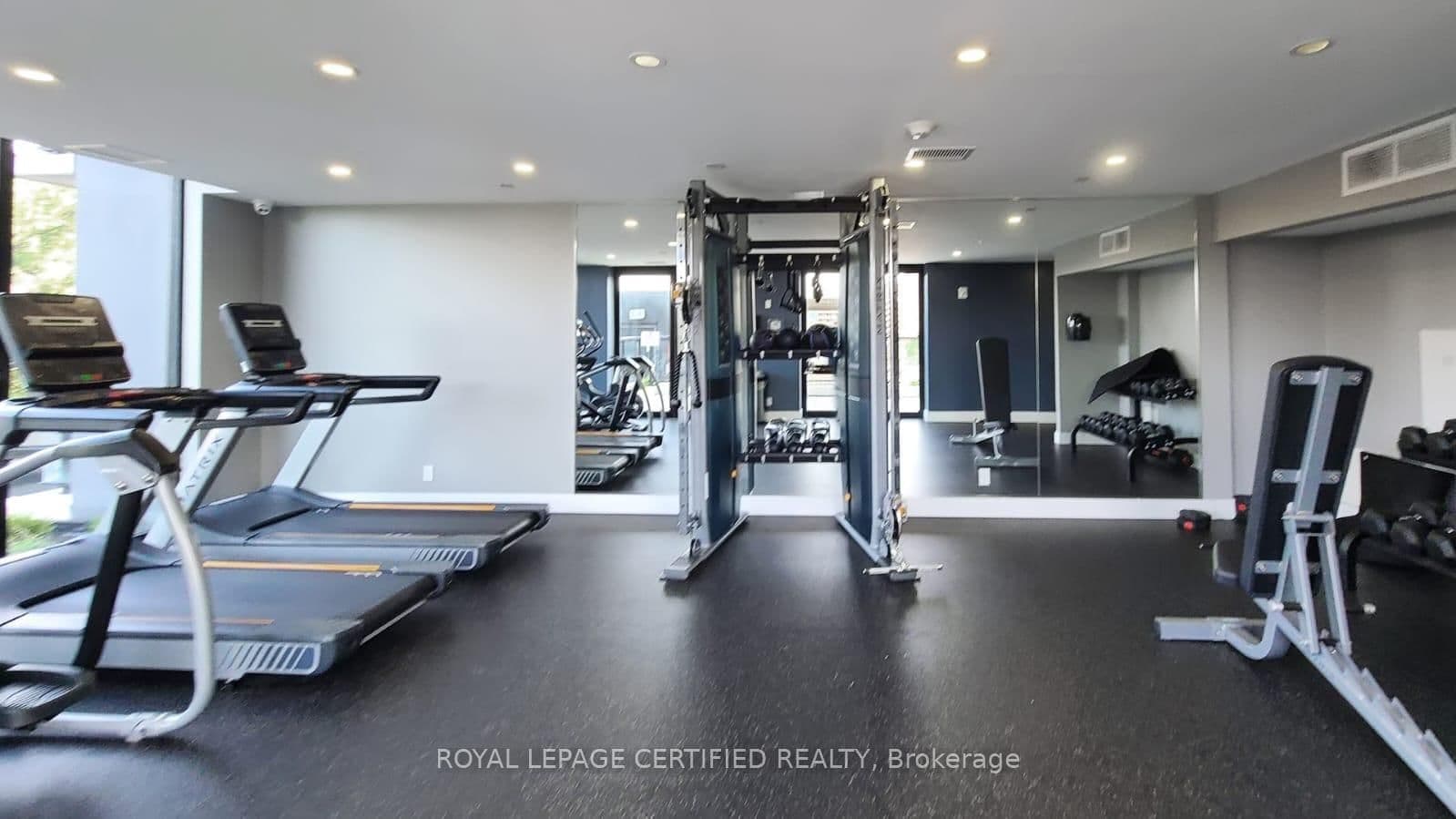 15 Queen Street S, Unit 1608 thumbnail 22