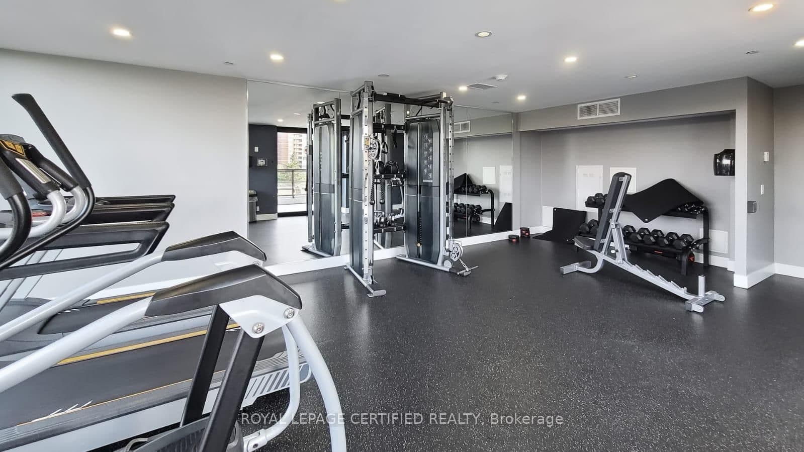 15 Queen Street S, Unit 1608 thumbnail 24