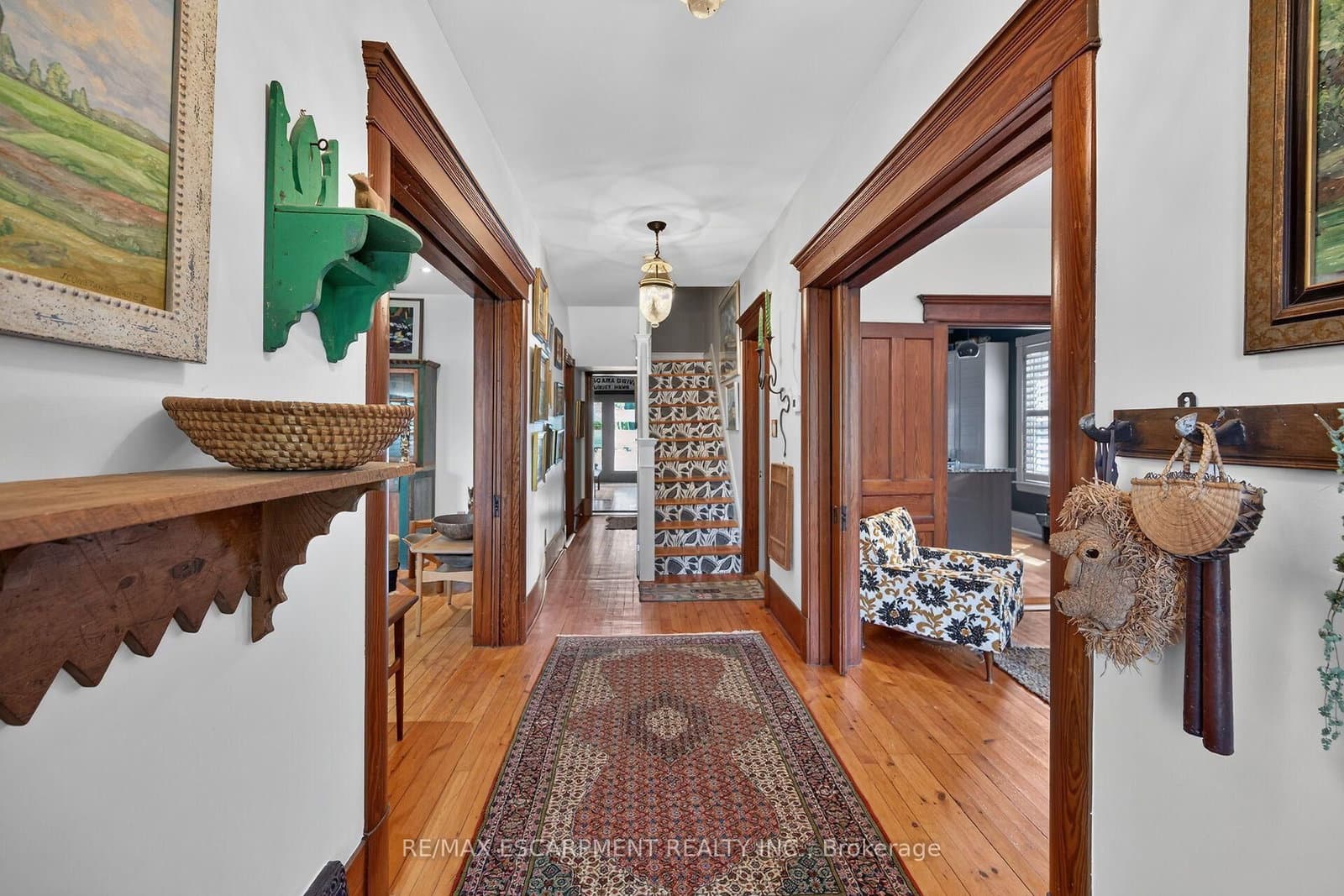 2074 Governors Road thumbnail 3