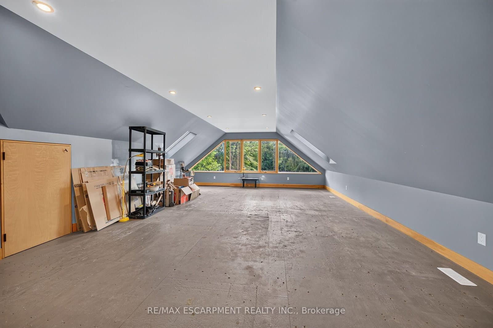 2074 Governors Road thumbnail 32
