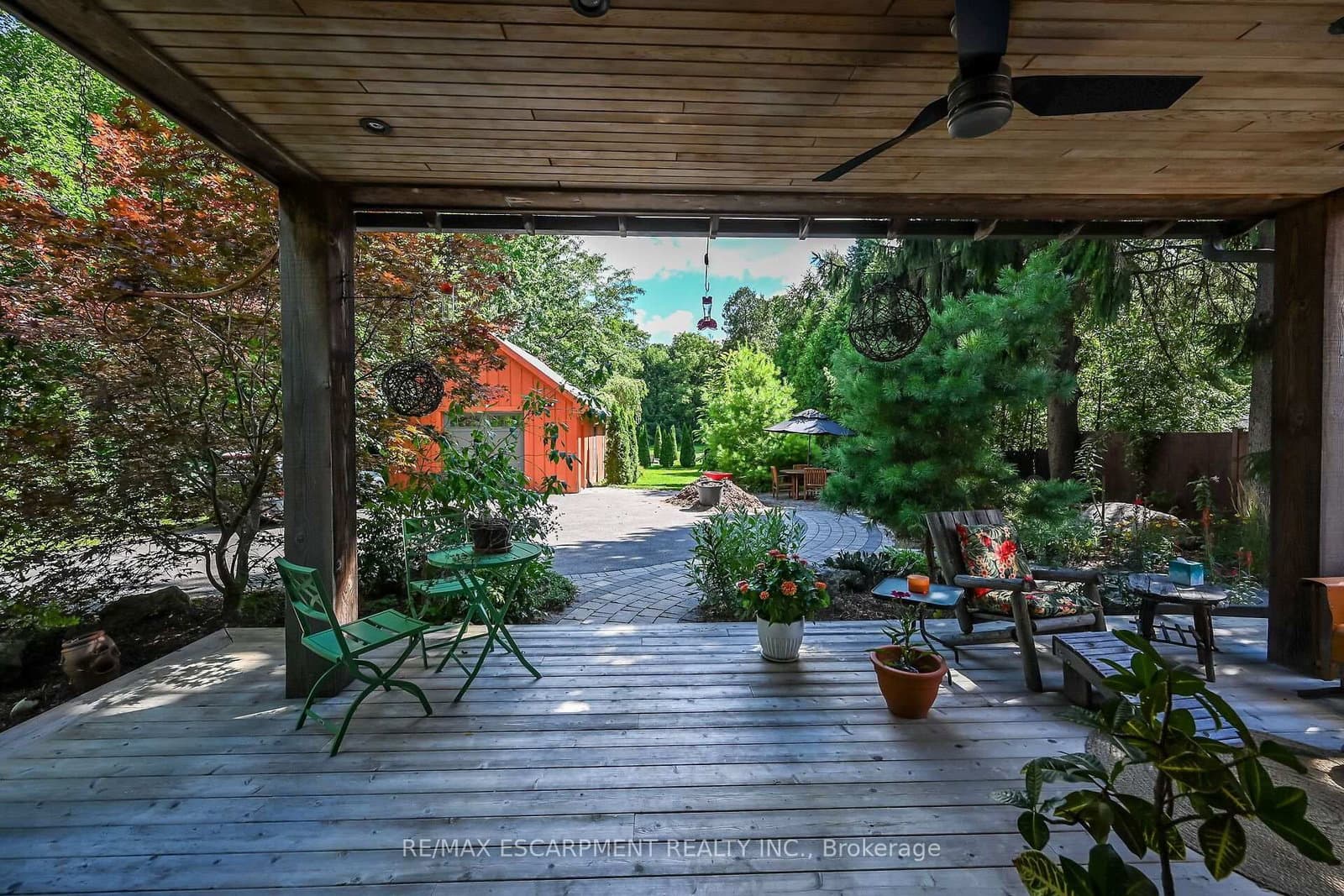 2074 Governors Road thumbnail 35